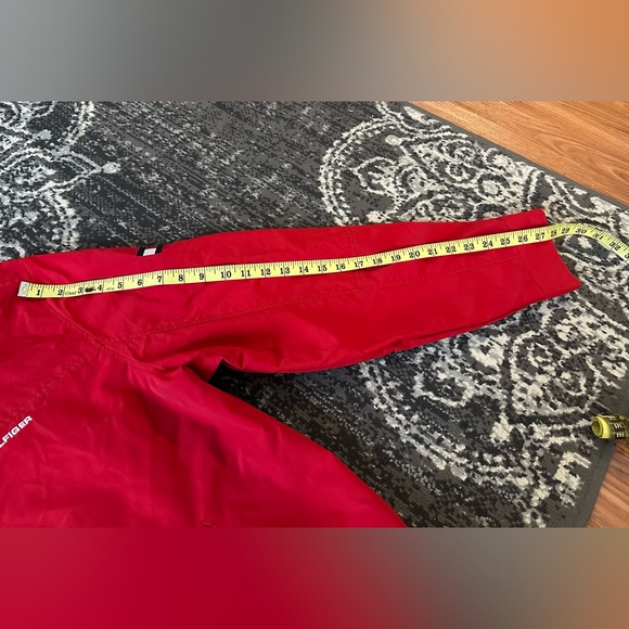 Men’s Tommy Hilfiger Lightweight Jacket - Picture 8 of 9